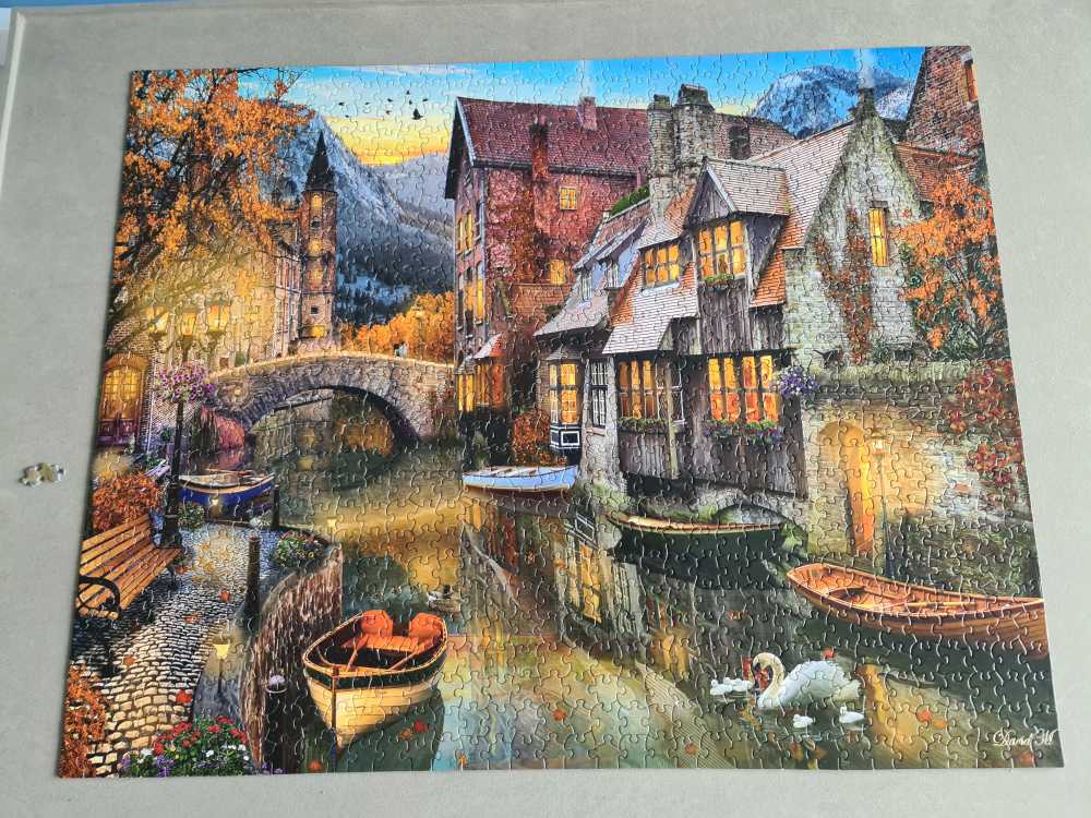 Autumn Canal - Vermont puzzle collectible [Barcode 871241007482] - Main Image 2