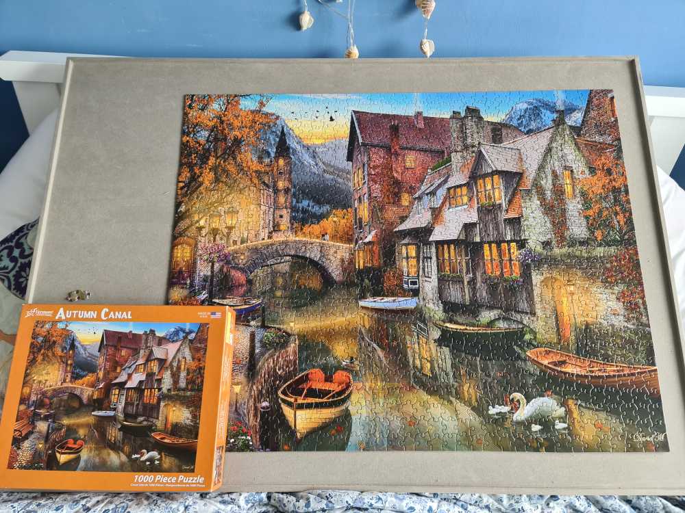 Autumn Canal - Vermont puzzle collectible [Barcode 871241007482] - Main Image 3