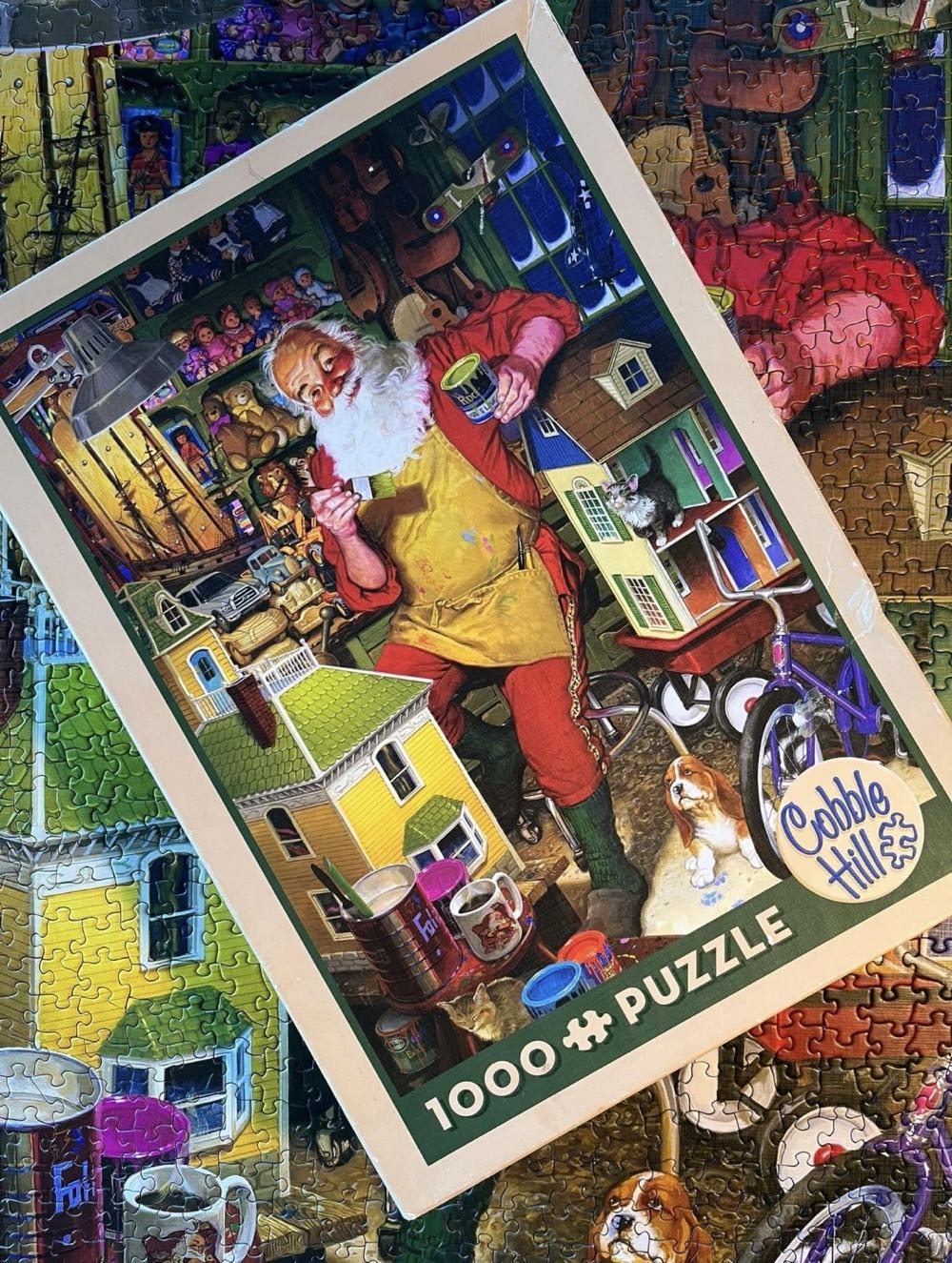 Santas Workshop - Cobble Hill Puzzle Company puzzle collectible [Barcode 625012517669] - Main Image 4