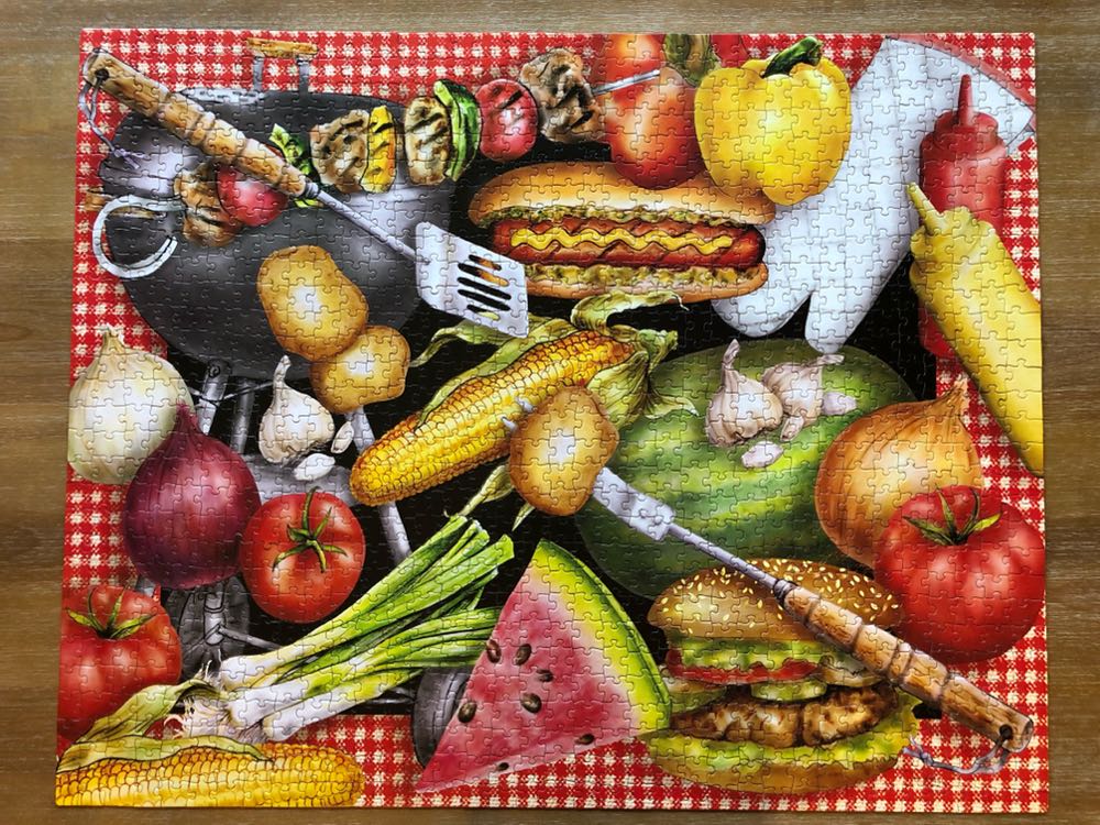 Bar-B-Que - White Mountain puzzle collectible [Barcode 724819250370] - Main Image 2