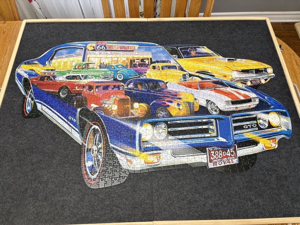 Road Trippin’ - MasterPieces puzzle collectible [Barcode 705988719578] - Main Image 3