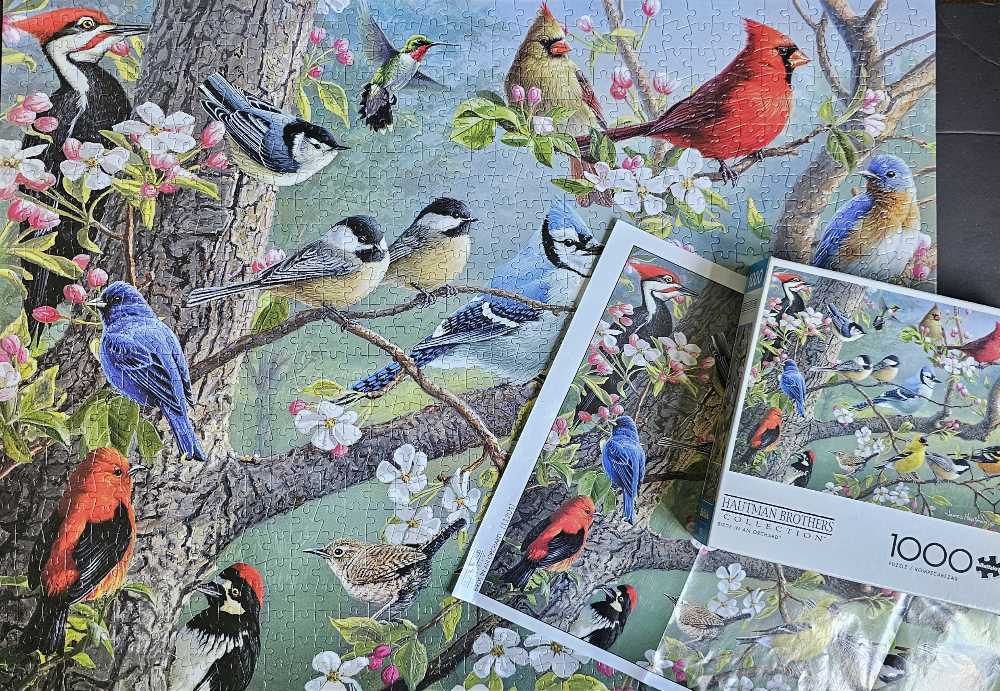 Birds In An Orchard - Buffalo puzzle collectible [Barcode 079346112012] - Main Image 4