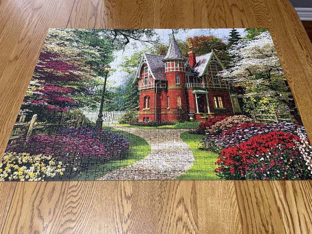 *Victorian Cottage - Trefl puzzle collectible [Barcode 5900511103557] - Main Image 3