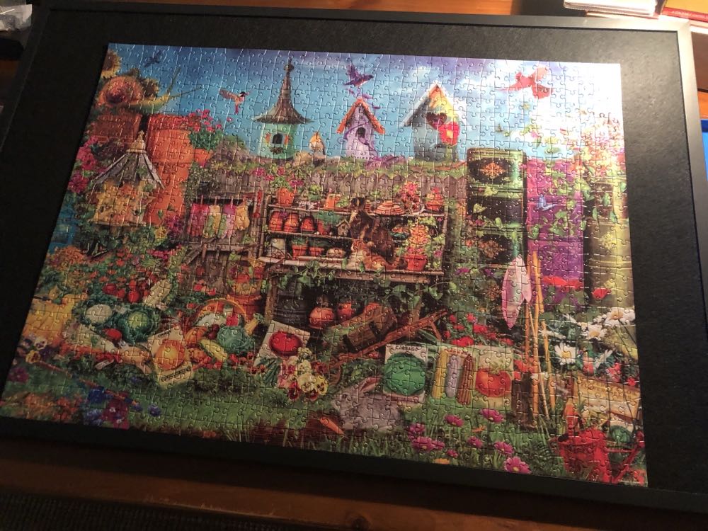 Sunny Garden - Crown puzzle collectible [Barcode 9317762184000] - Main Image 2