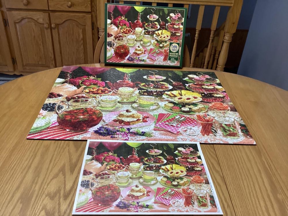 Garden Party - Cobble Hill Puzzle Company puzzle collectible [Barcode 625012800839] - Main Image 3