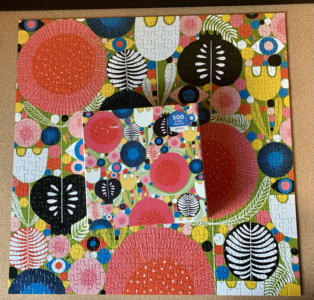 Eyes In The Garden🧩 - Galison puzzle collectible [Barcode 9780735362598] - Main Image 4