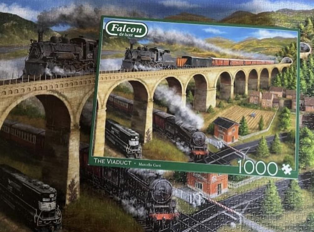 The Viaduct  - Falcon de luxe puzzle collectible [Barcode 8710126112816] - Main Image 4