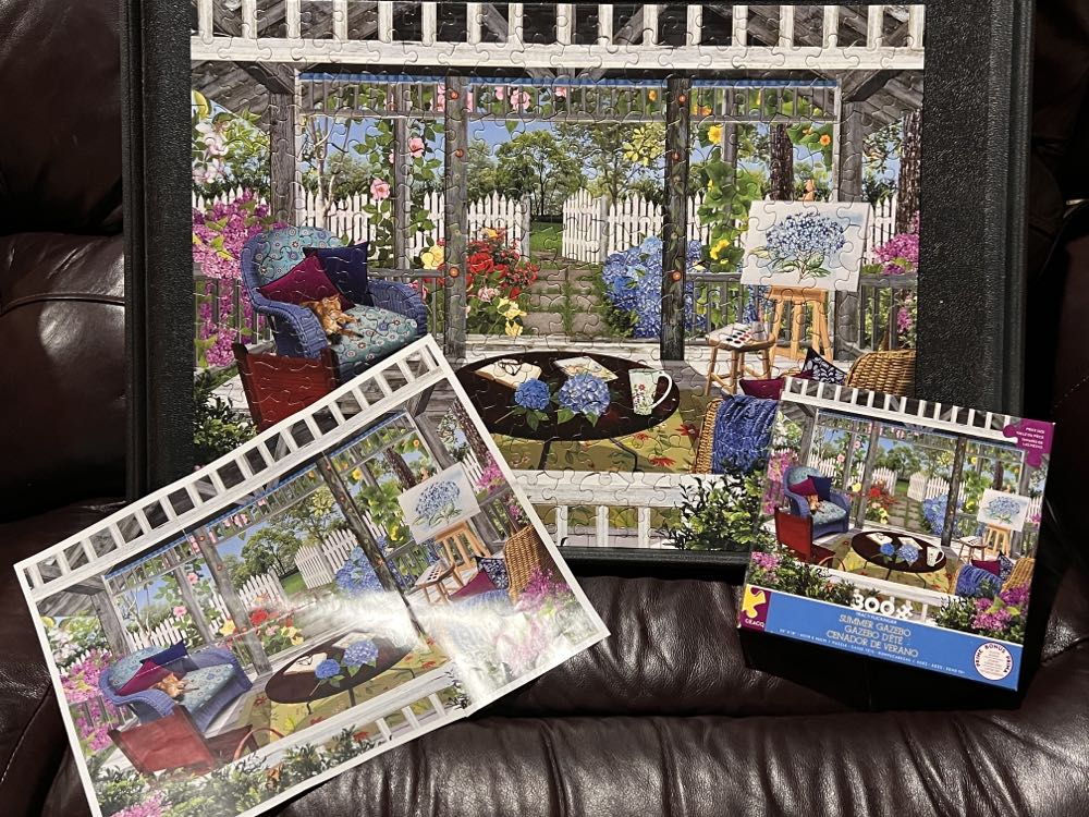 Summer Gazebo - Ceaco puzzle collectible [Barcode 021081222747] - Main Image 3