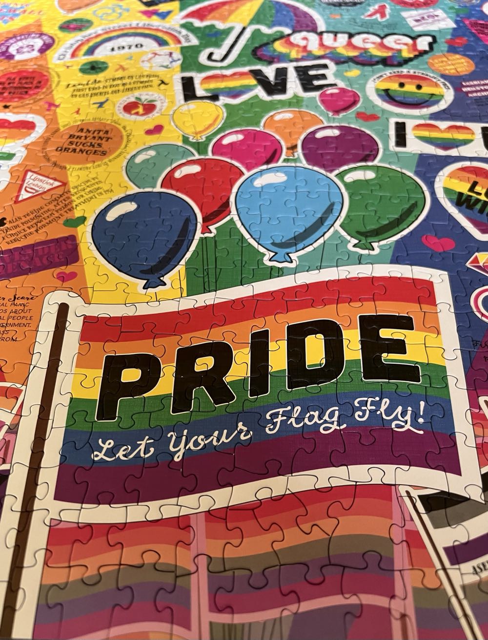 Pride - Cobble Hill puzzle collectible [Barcode 625012803311] - Main Image 3