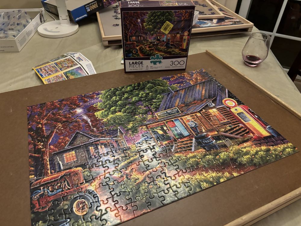 The General Store - Buffalo puzzle collectible [Barcode 079346025343] - Main Image 2