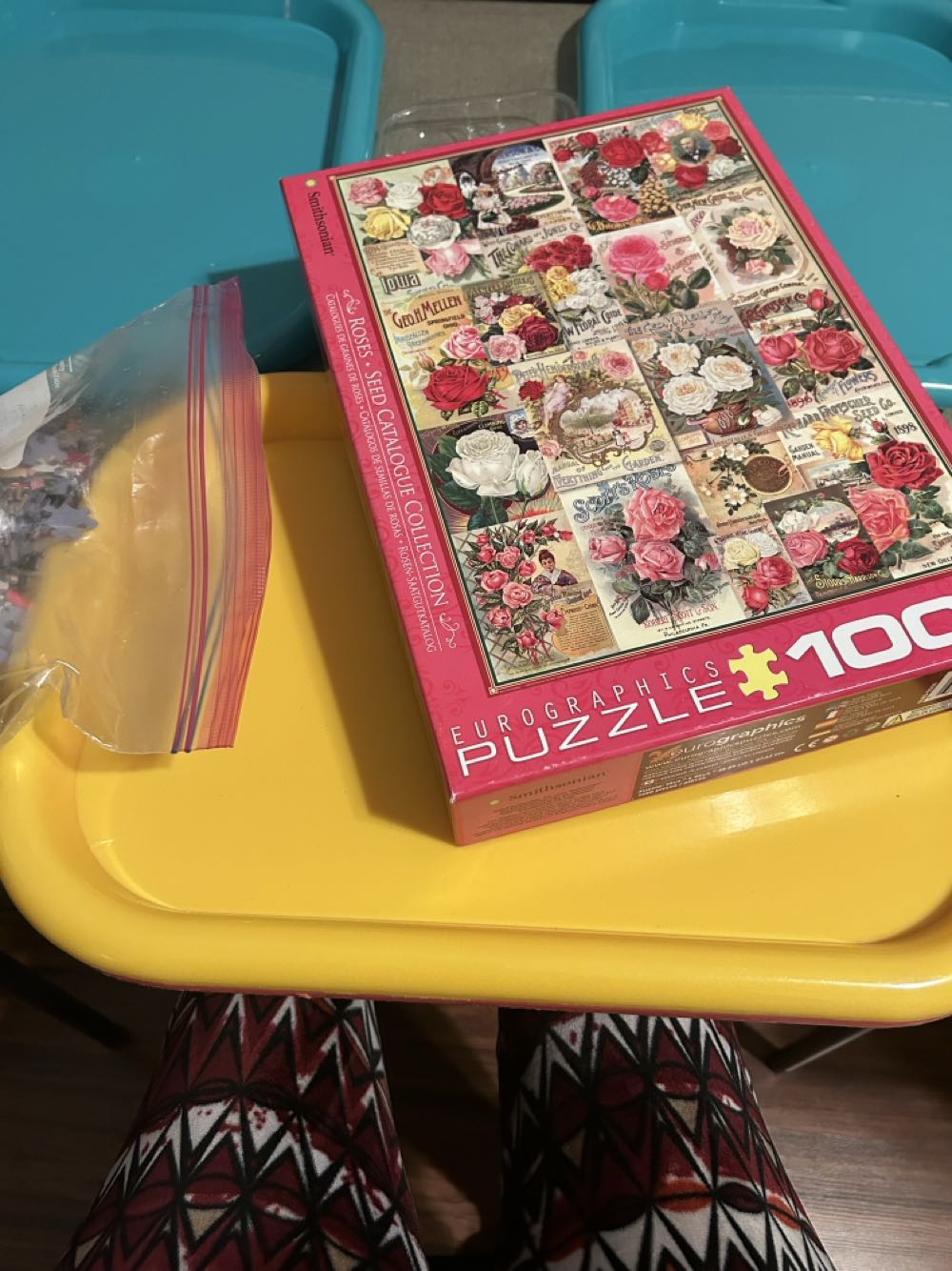 Roses Smithsonian Seed Catalogues - Eurographics Puzzle puzzle collectible [Barcode 628136608107] - Main Image 2