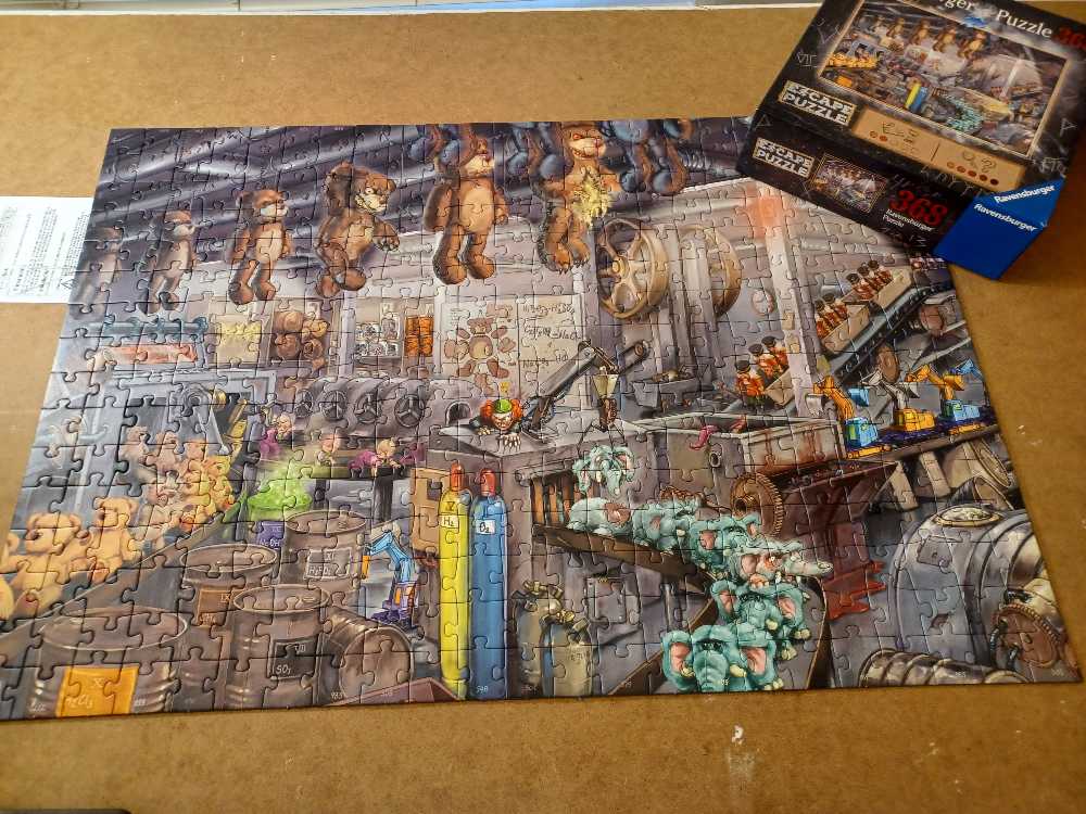 Escape Kids: Toy Factory - Ravensburger 🇩🇪 puzzle collectible [Barcode 4005556165315] - Main Image 3