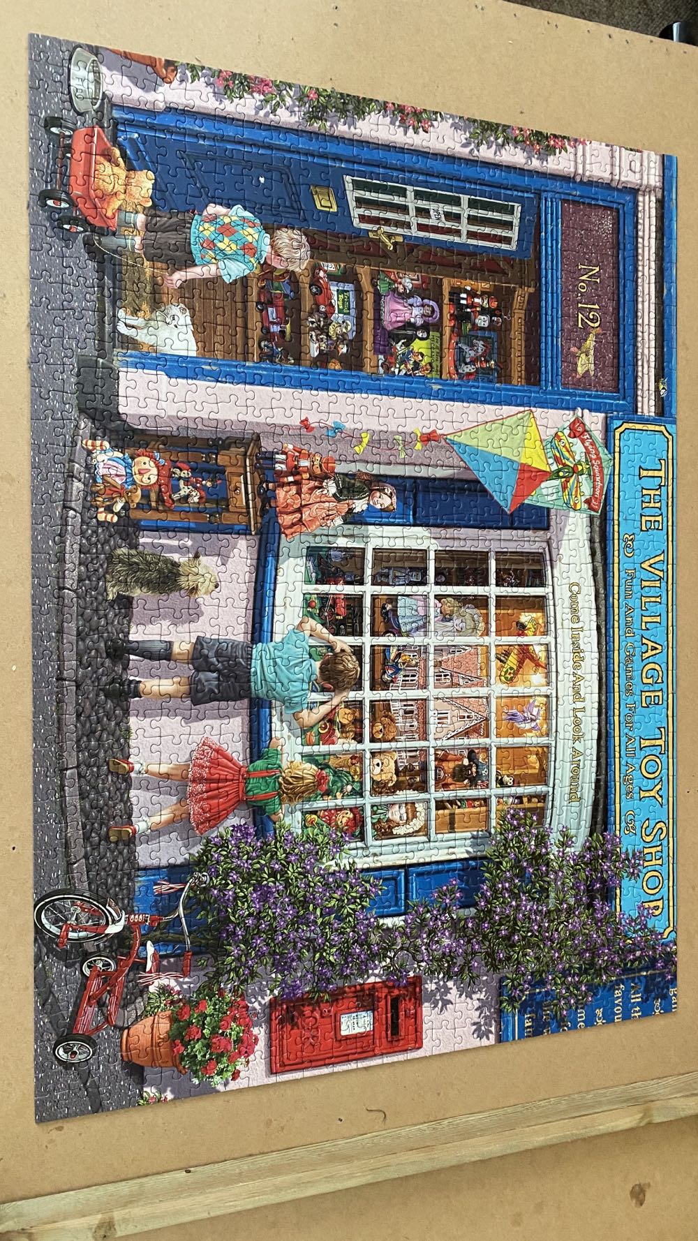 Teddy bears & Tricycles - Gibsons puzzle collectible [Barcode 5012269062250] - Main Image 2