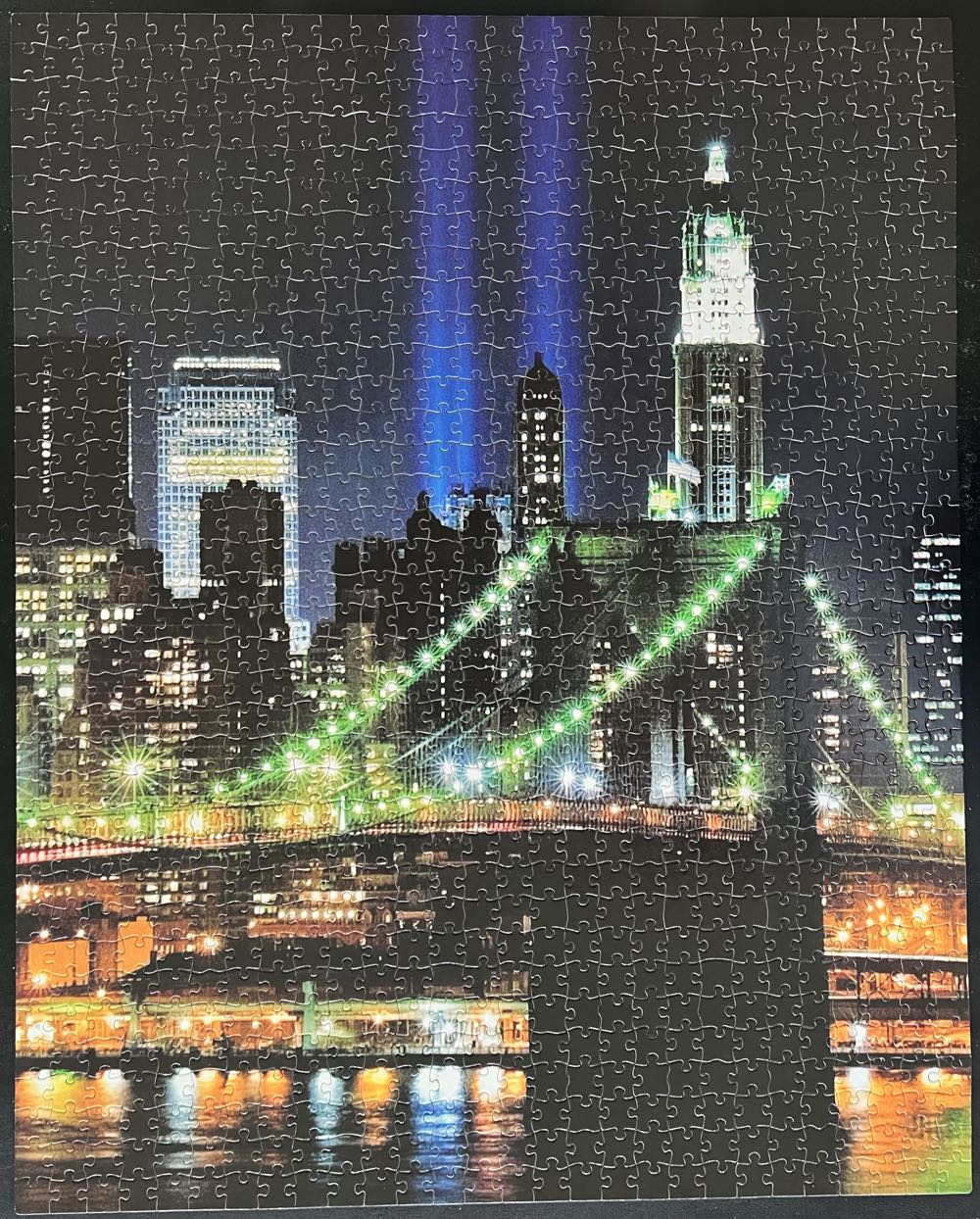 Tribute In Light*-NEW - White Mountain Puzzles puzzle collectible [Barcode 724819248469] - Main Image 2