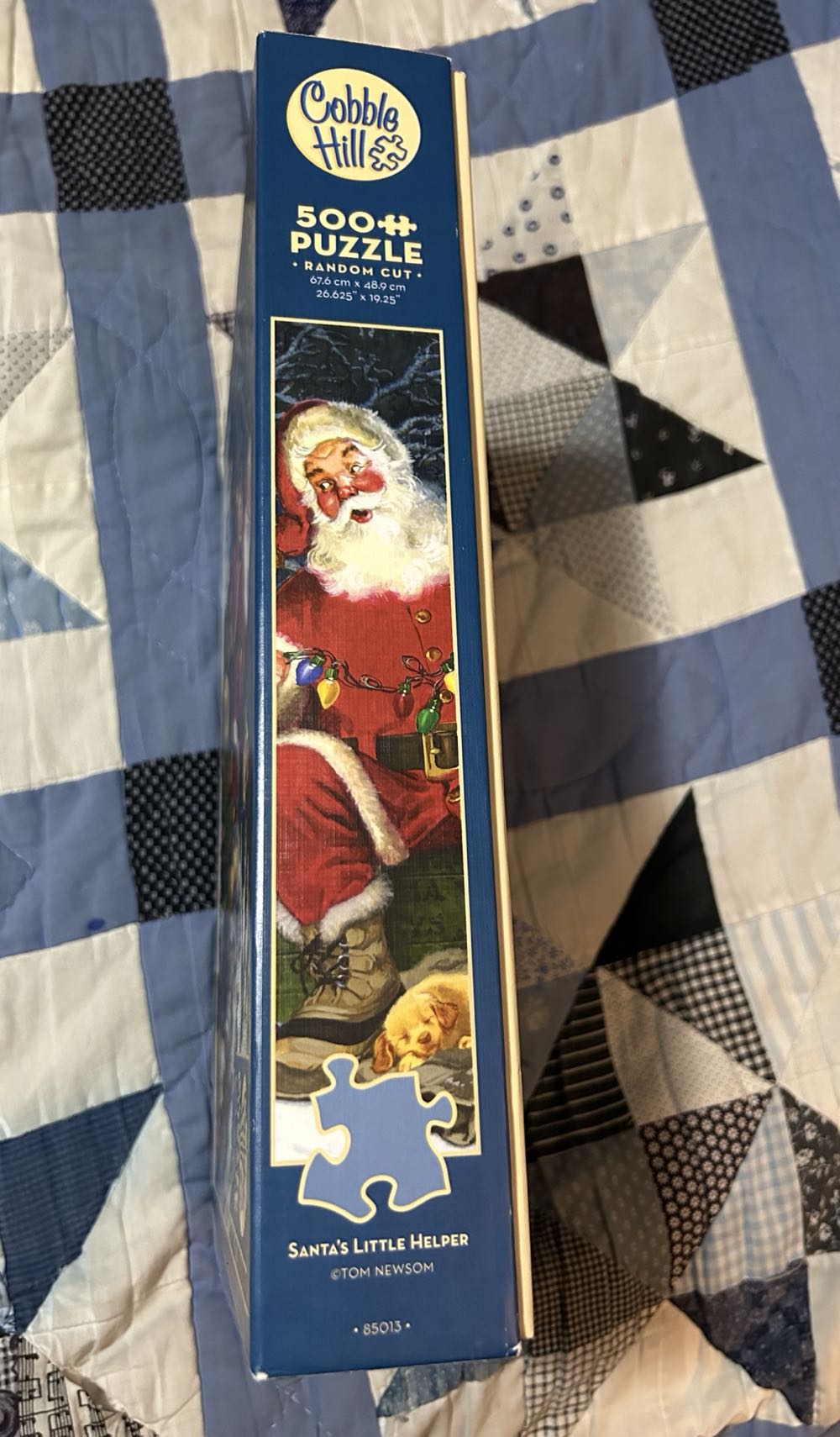 Santa’s Little Helper - Cobble Hill puzzle collectible [Barcode 625012850131] - Main Image 2