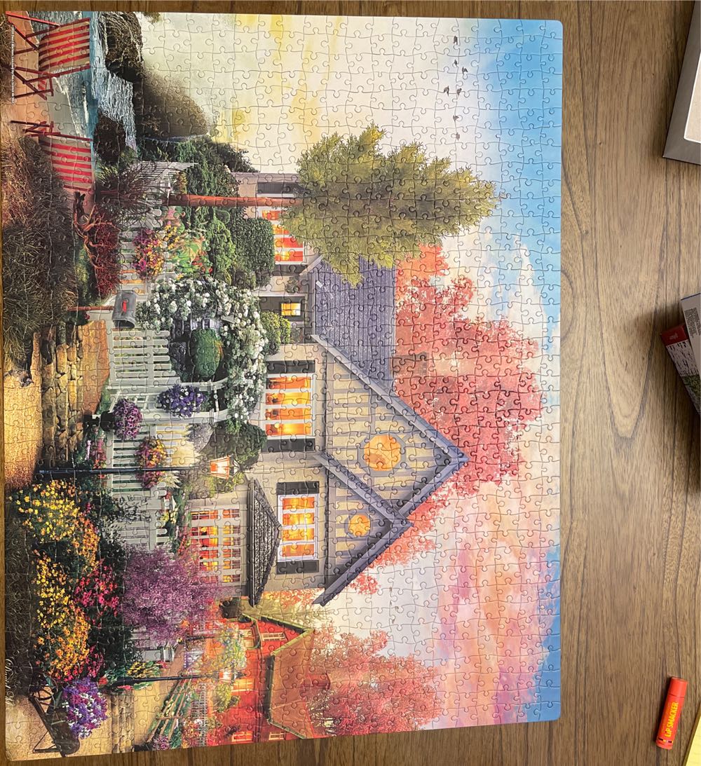 Oceanside Retreat - Big Ben MB puzzle collectible [Barcode 778988300435] - Main Image 2