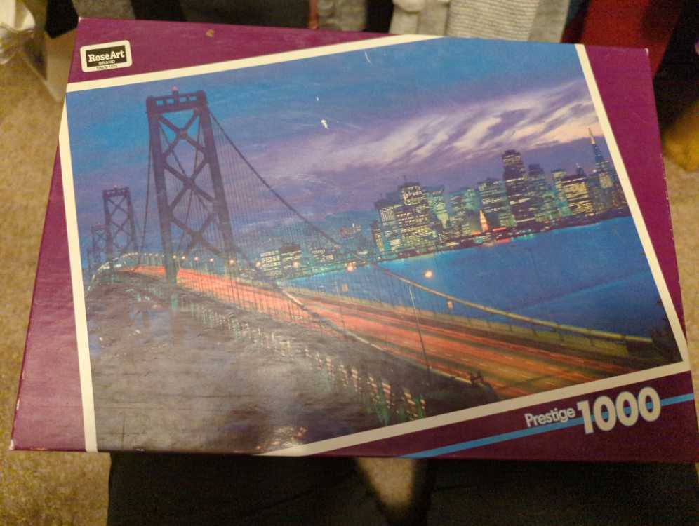 Winter Reflection - RoseArt 🌹🖼 puzzle collectible [Barcode 072348090005] - Main Image 2