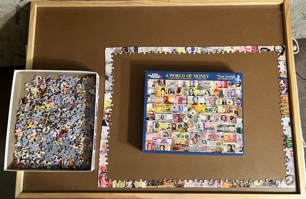 A World Of Money - White Mountain puzzle collectible [Barcode 724819256396] - Main Image 4