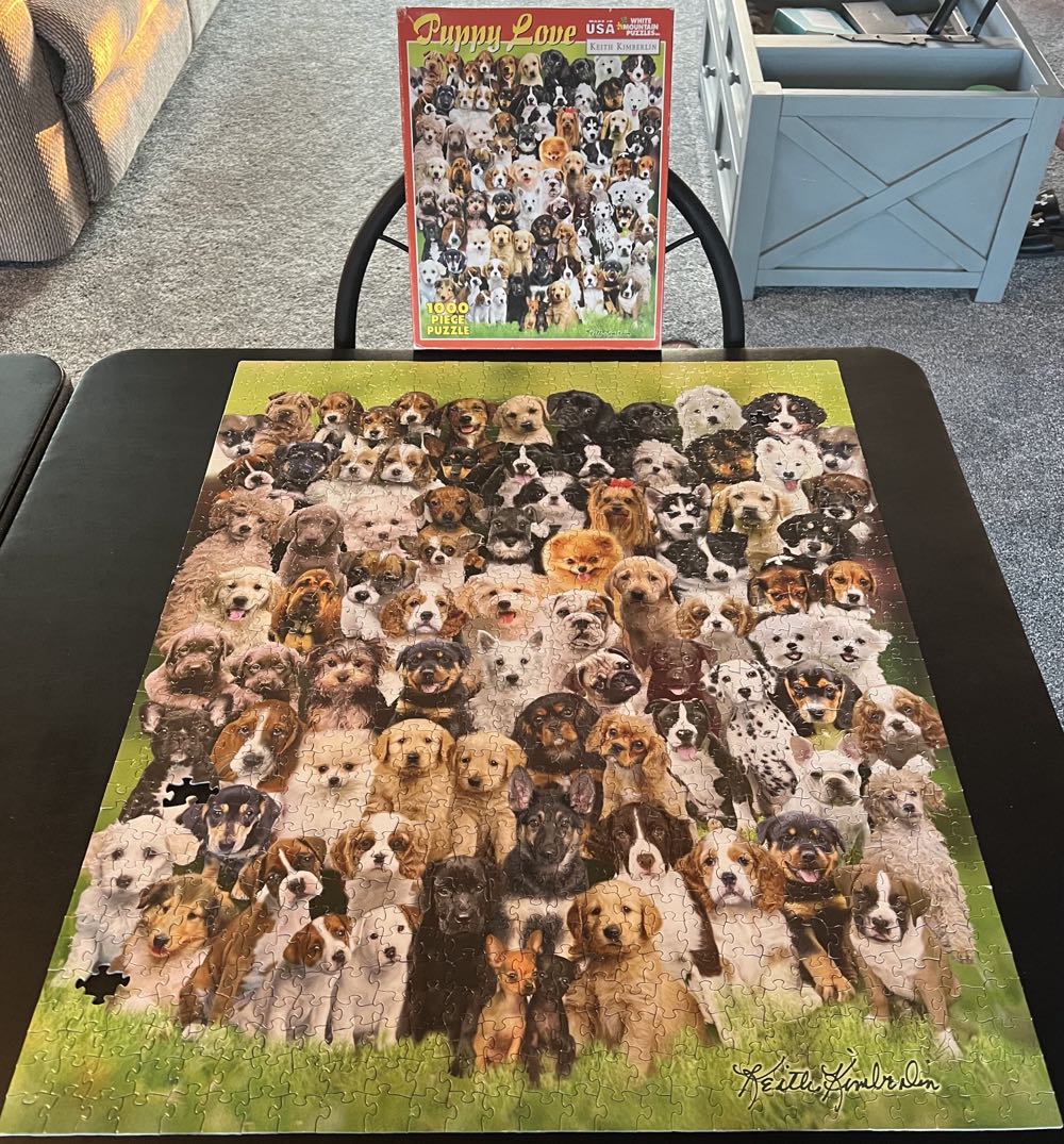 Puppy Love-NIB-KEEP - White Mountain Puzzles puzzle collectible [Barcode 724819253241] - Main Image 3