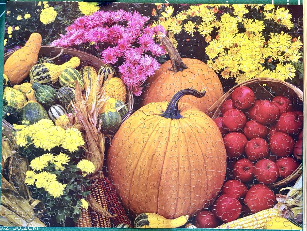 Roadside Market - Mb puzzle collectible [Barcode 076930494288] - Main Image 2