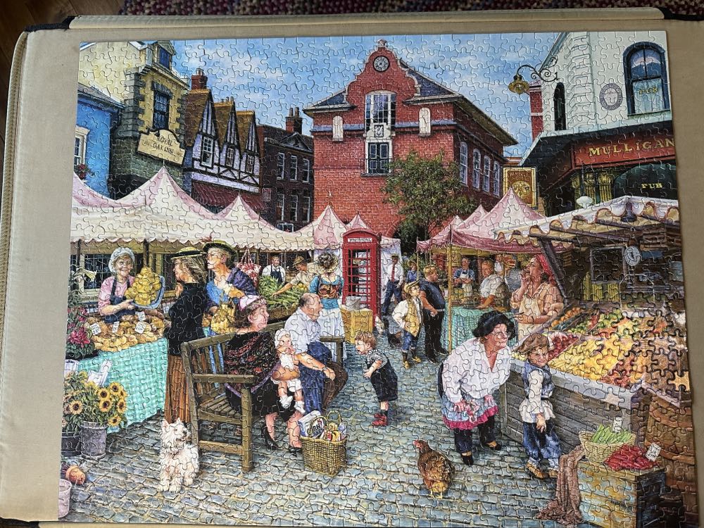 Farmers Market - White Mountain puzzle collectible [Barcode 724819260119] - Main Image 2