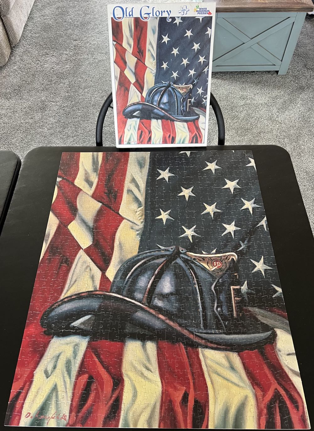 Old Glory-Chs - White Mountain Puzzles puzzle collectible [Barcode 724819248438] - Main Image 3