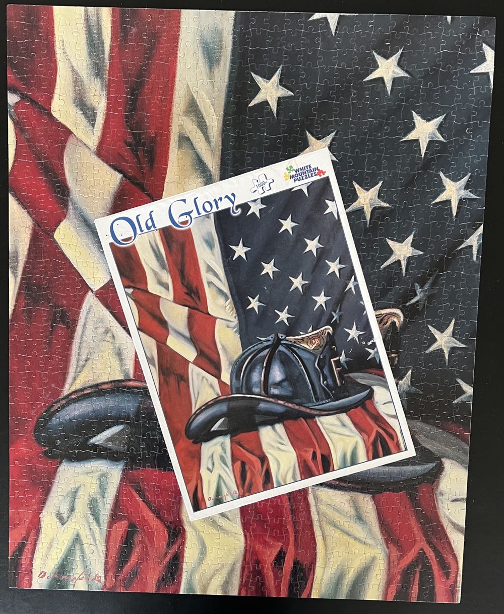 Old Glory-Chs - White Mountain Puzzles puzzle collectible [Barcode 724819248438] - Main Image 4