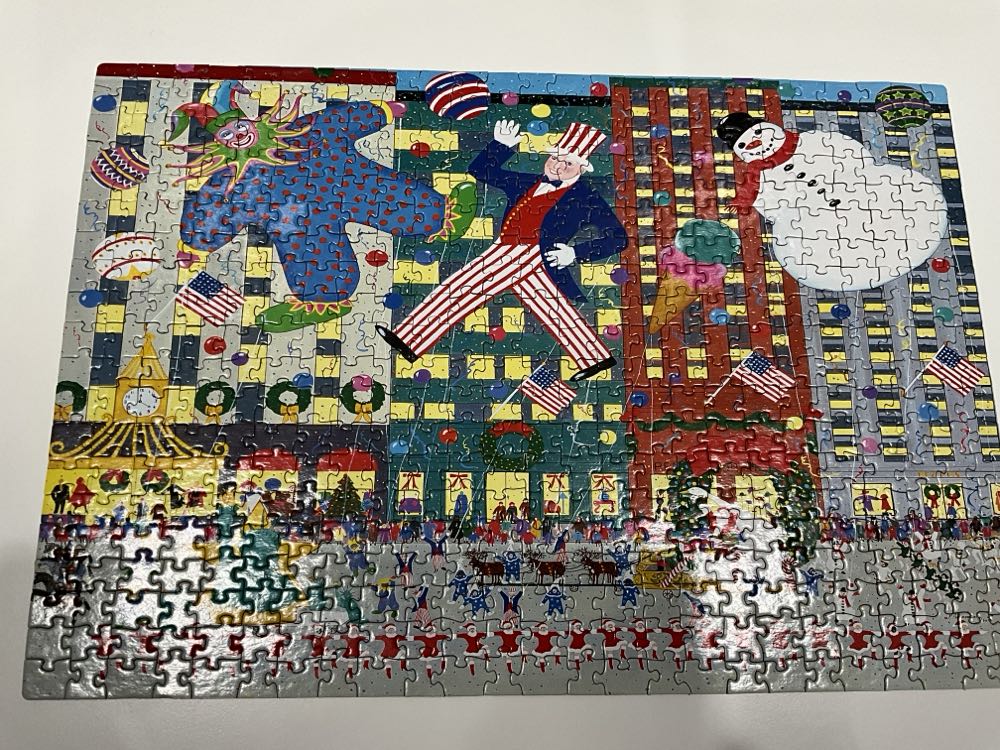 Holiday Parade - Briarpatch puzzle collectible [Barcode 761707282105] - Main Image 3