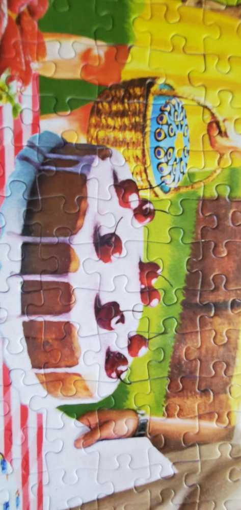 The Baking Fair - Falcon de luxe puzzle collectible [Barcode 11284871] - Main Image 4