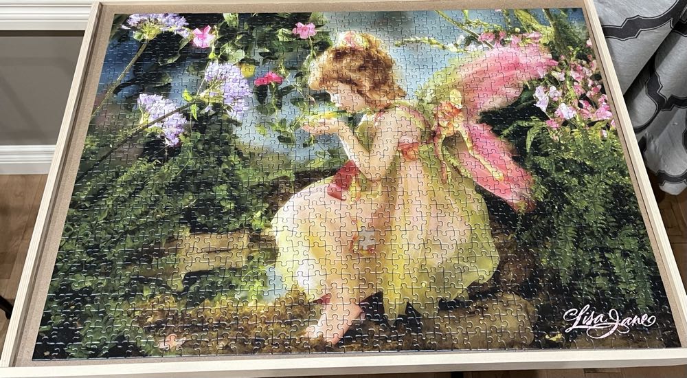 Lisa Jane, Little Elf - Ravensburger puzzle collectible [Barcode 4005556152834] - Main Image 2