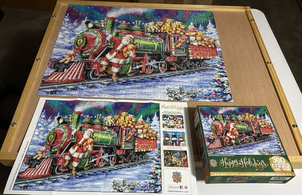 North Pole Delivery - Master Pieces puzzle collectible [Barcode 705988319136] - Main Image 4