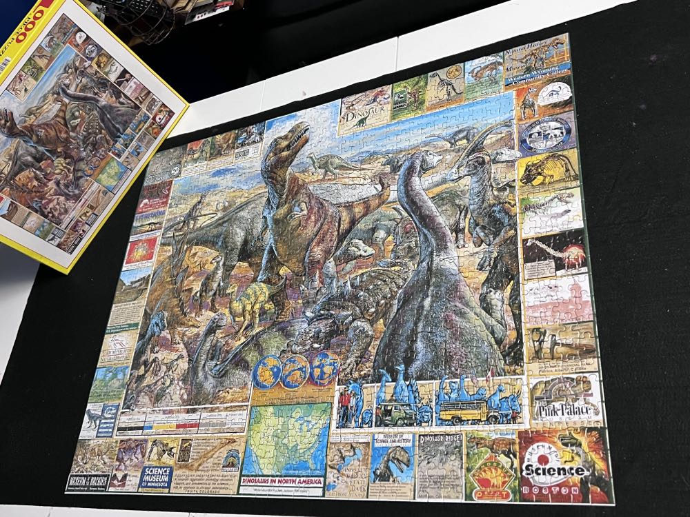 North American Dinosaurs - White Mountain Puzzles puzzle collectible [Barcode 724819247424] - Main Image 2