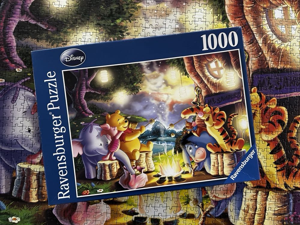 Around The Campfire - Rare Winnie The Pooh 🟦🇨🇦 - Ravensburger puzzle collectible [Barcode 4005556155774] - Main Image 3
