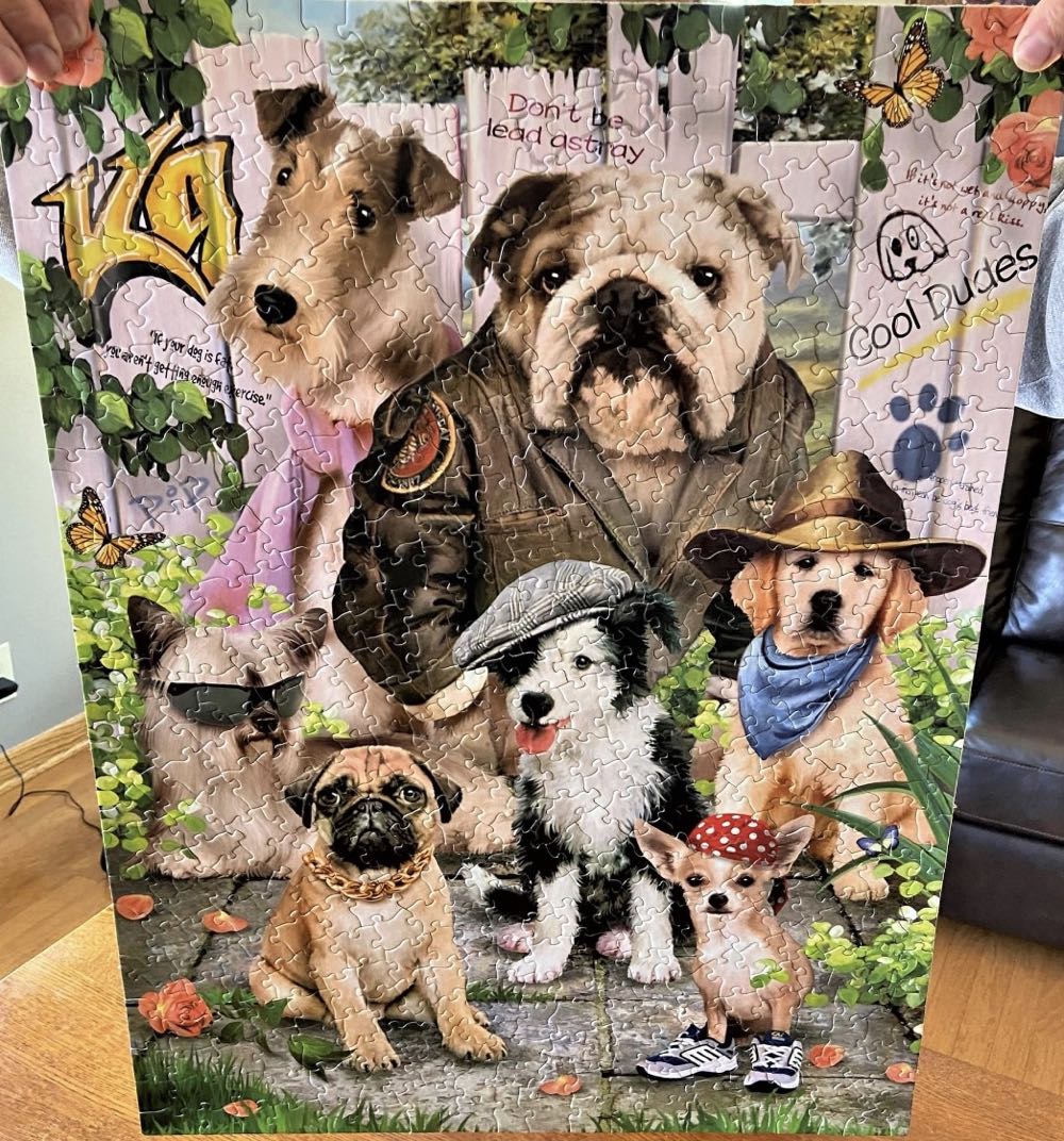 Cool Dudes - White Mountain puzzle collectible [Barcode 724819250387] - Main Image 3