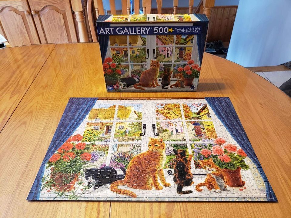 Cats In The Window - Sure Lox puzzle collectible [Barcode 686141883360] - Main Image 3