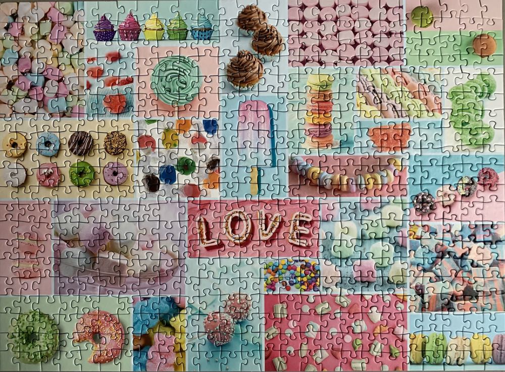 Sweet Temptation - Ravensburger puzzle collectible [Barcode 4005556165926] - Main Image 2