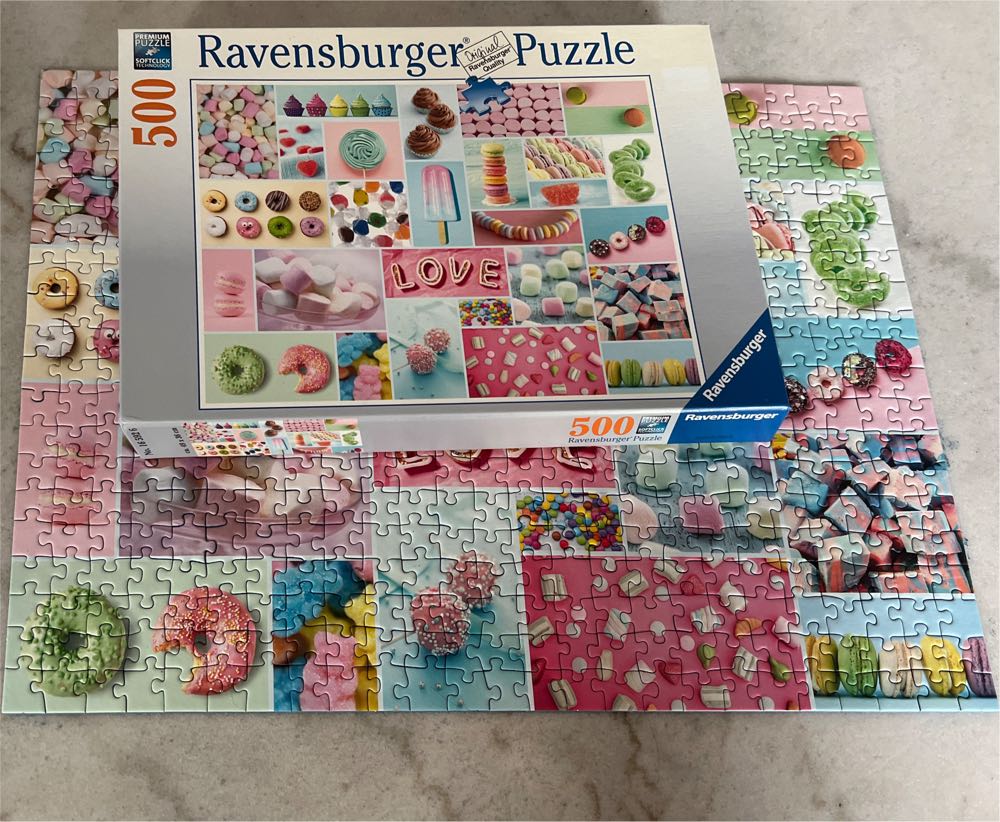 Sweet Temptation - Ravensburger puzzle collectible [Barcode 4005556165926] - Main Image 4