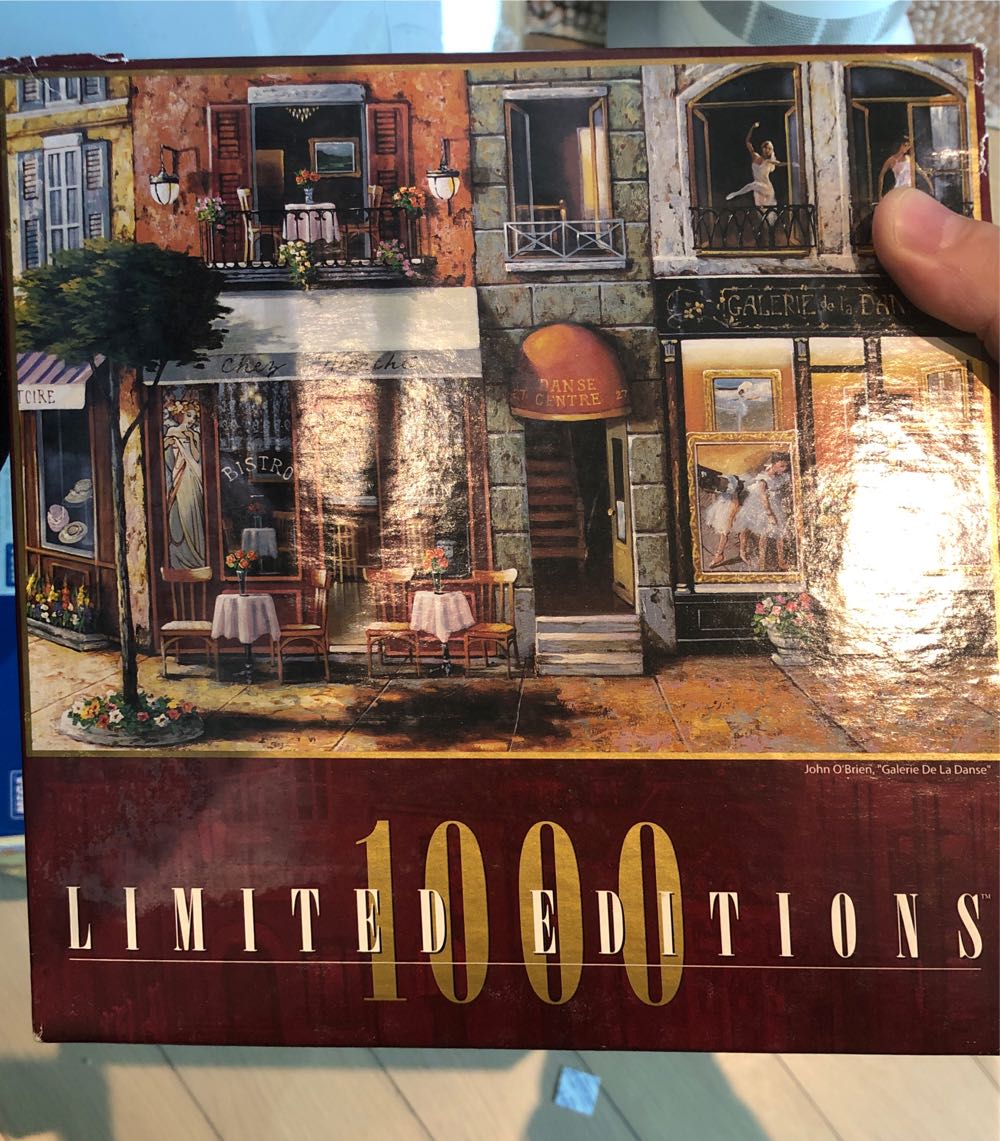 Cafe Montmartre - Rose Art puzzle collectible [Barcode 072348973278] - Main Image 2