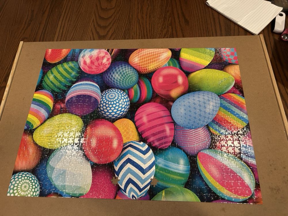 Eggcellent - Buffalo Games puzzle collectible [Barcode 079346122219] - Main Image 4