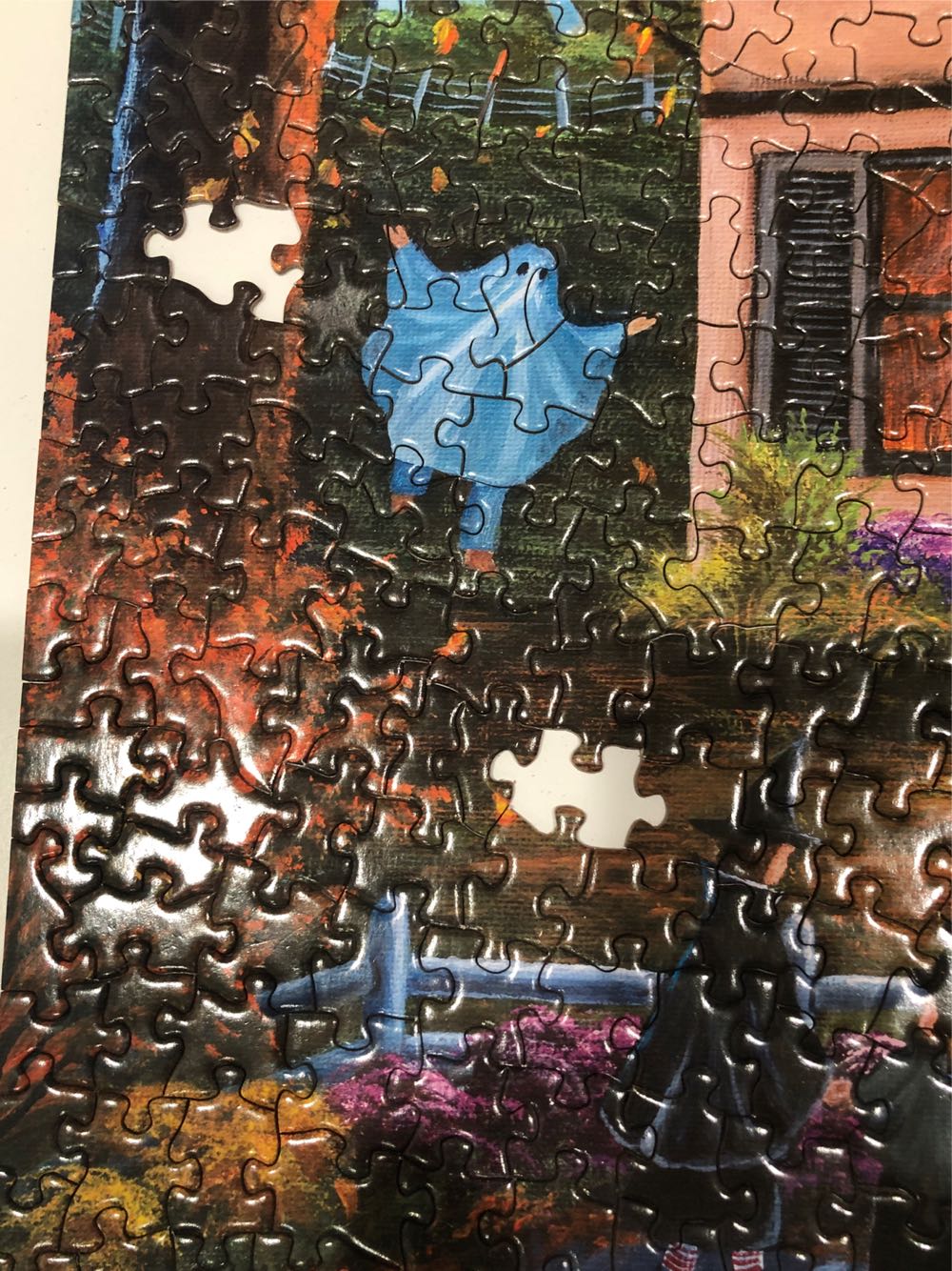 Yesterday’s Halloween - Bits And Pieces puzzle collectible [Barcode 192949041555] - Main Image 3