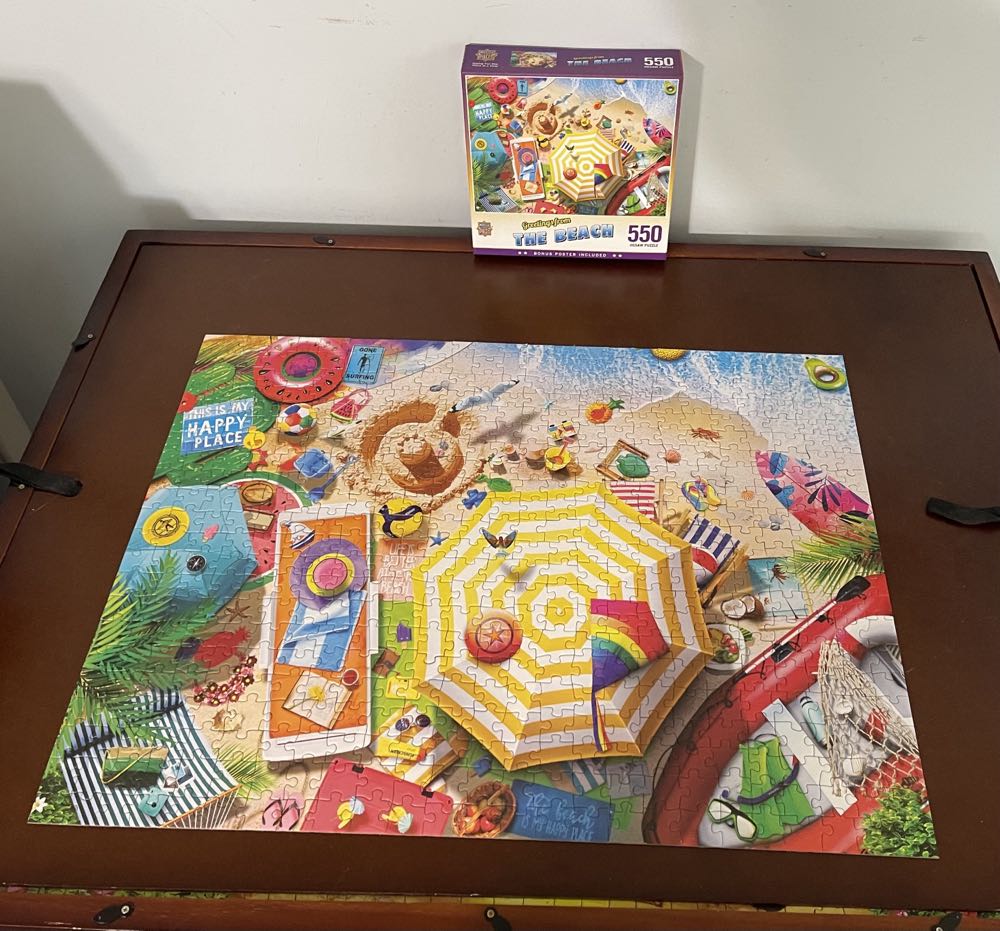 Greetings From The Beach - Master Pieces puzzle collectible [Barcode 705988321443] - Main Image 3