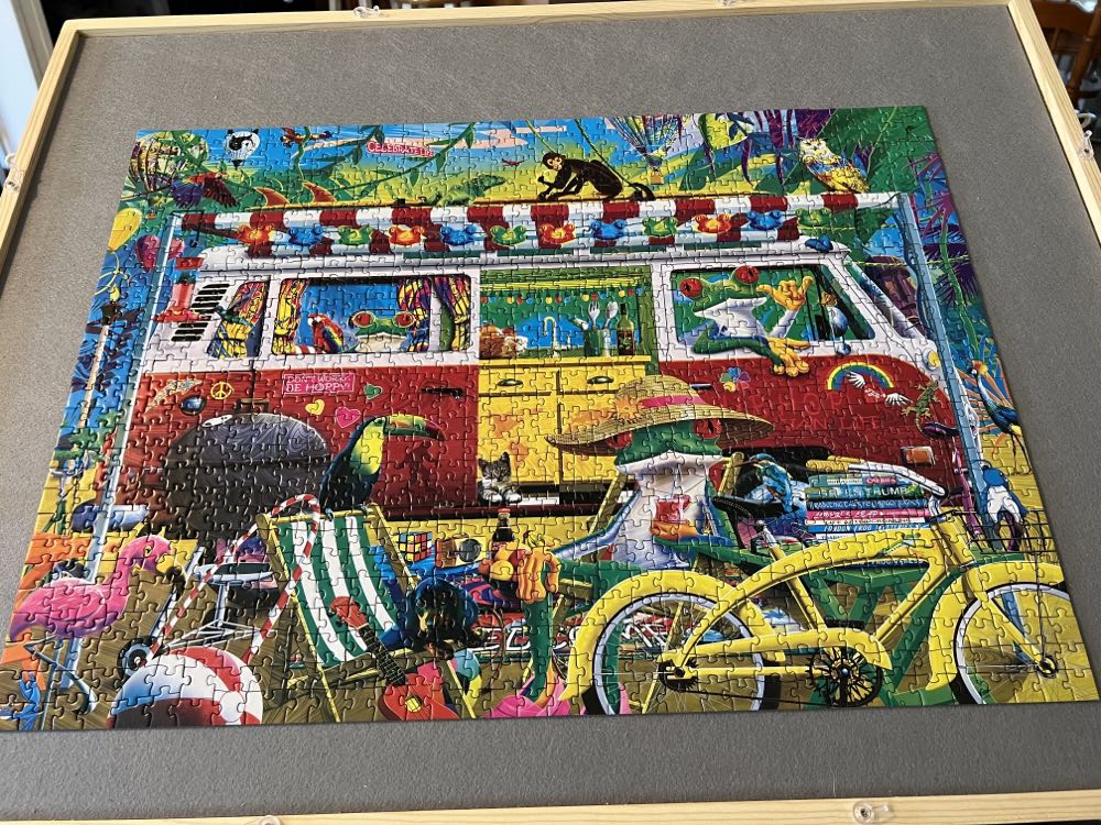 Seel & Find: Van Life - MasterPieces puzzle collectible [Barcode 705988721984] - Main Image 2