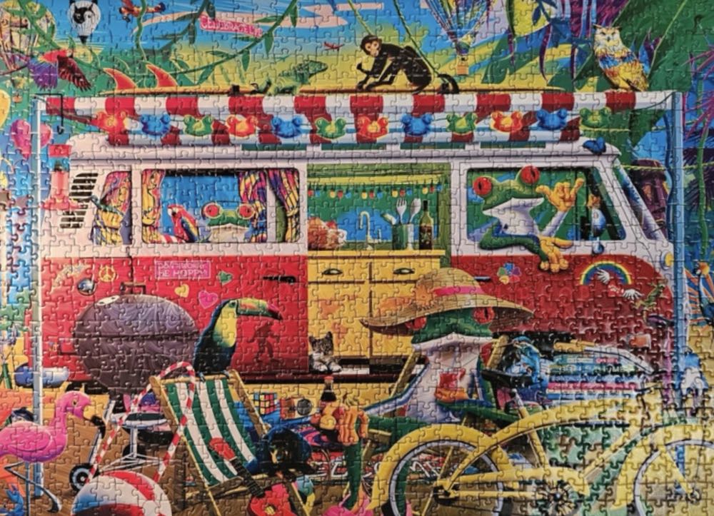 Seel & Find: Van Life - MasterPieces puzzle collectible [Barcode 705988721984] - Main Image 3