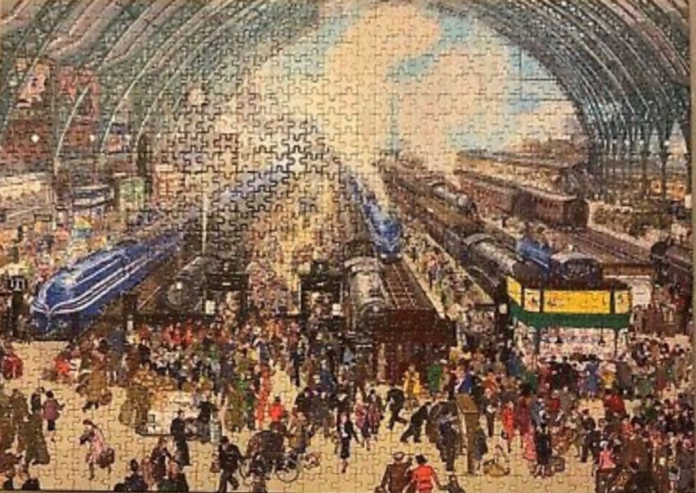 Arrivals And Departures - Gibsons puzzle collectible [Barcode 5012269060911] - Main Image 3