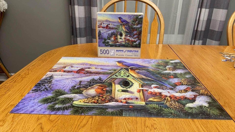 Golden Morning  - Bits & Pieces puzzle collectible [Barcode 192949046727] - Main Image 3