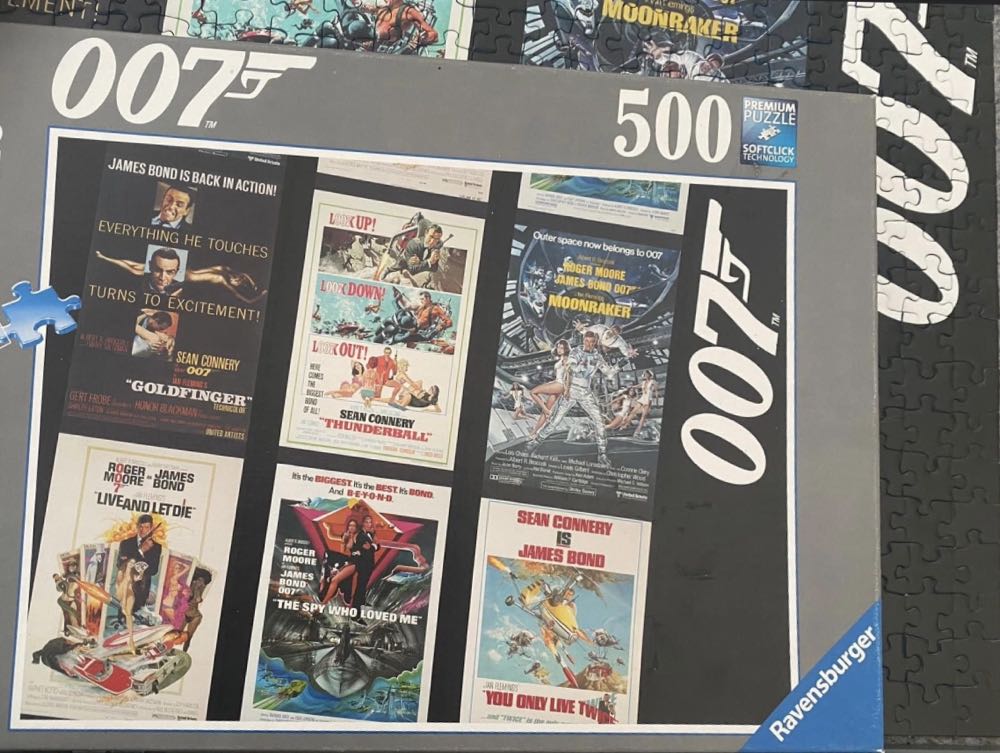 James Bond 007 Retro - Ravensburger puzzle collectible [Barcode 4005556146857] - Main Image 4