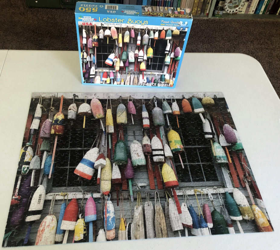 Lobster Buoys  - White Mountain puzzle collectible [Barcode 724819255559] - Main Image 3