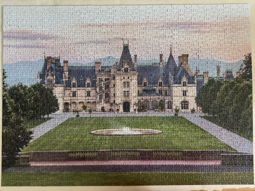 Biltmore Estate Pieces Made In Usa Sealed New  puzzle collectible [Barcode 734038268476] - Main Image 2