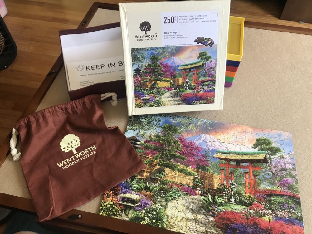 Flora of Fuji 🎋👘🗻 - Wentworth puzzle collectible - Main Image 2