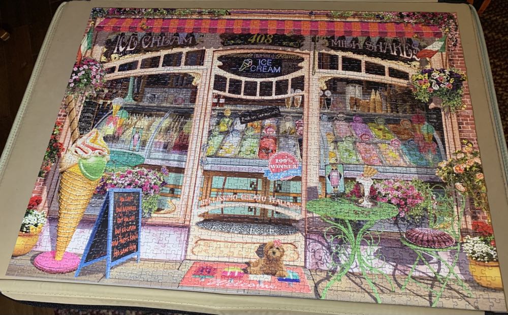 Ice Cream Shop - Ravensburger puzzle collectible [Barcode 4005556162215] - Main Image 2